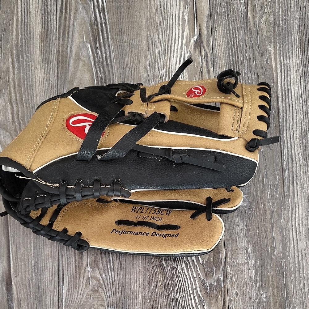 Rawlings Tan and Black Baseball Glove